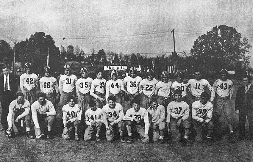 Black and white photo of the football team.