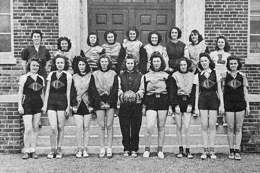 Black and white photo of the basketball team.